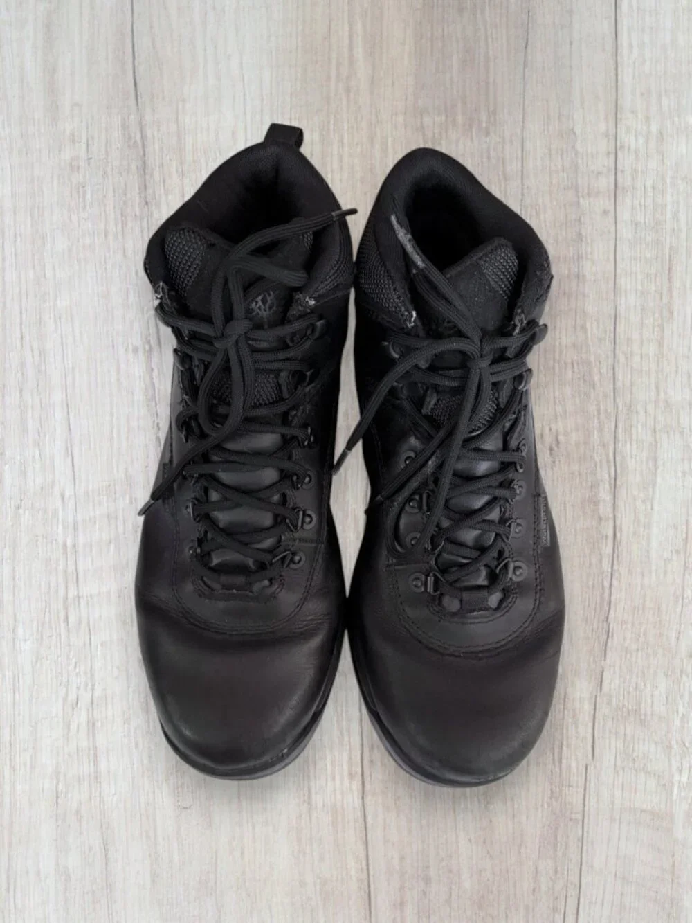 Timberland A1791 Waterproof Mid Hiking Boots Black Leather Men's Size 10.5